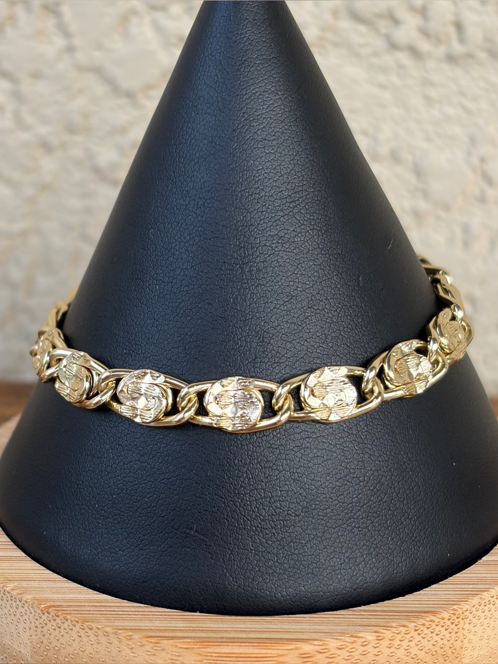 Sarah Coventry Classic Polished Gold Link Bracelet
